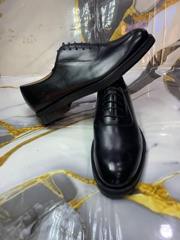 Italie - Chaussures Élégants pour Hommes Stylés